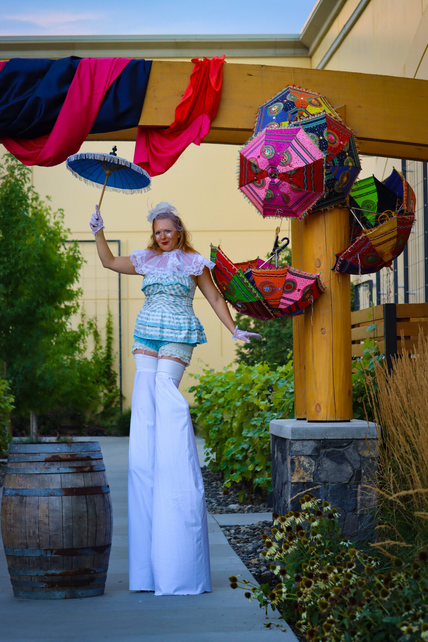 Stilt Walker Roving Character Kelowna Okanagan